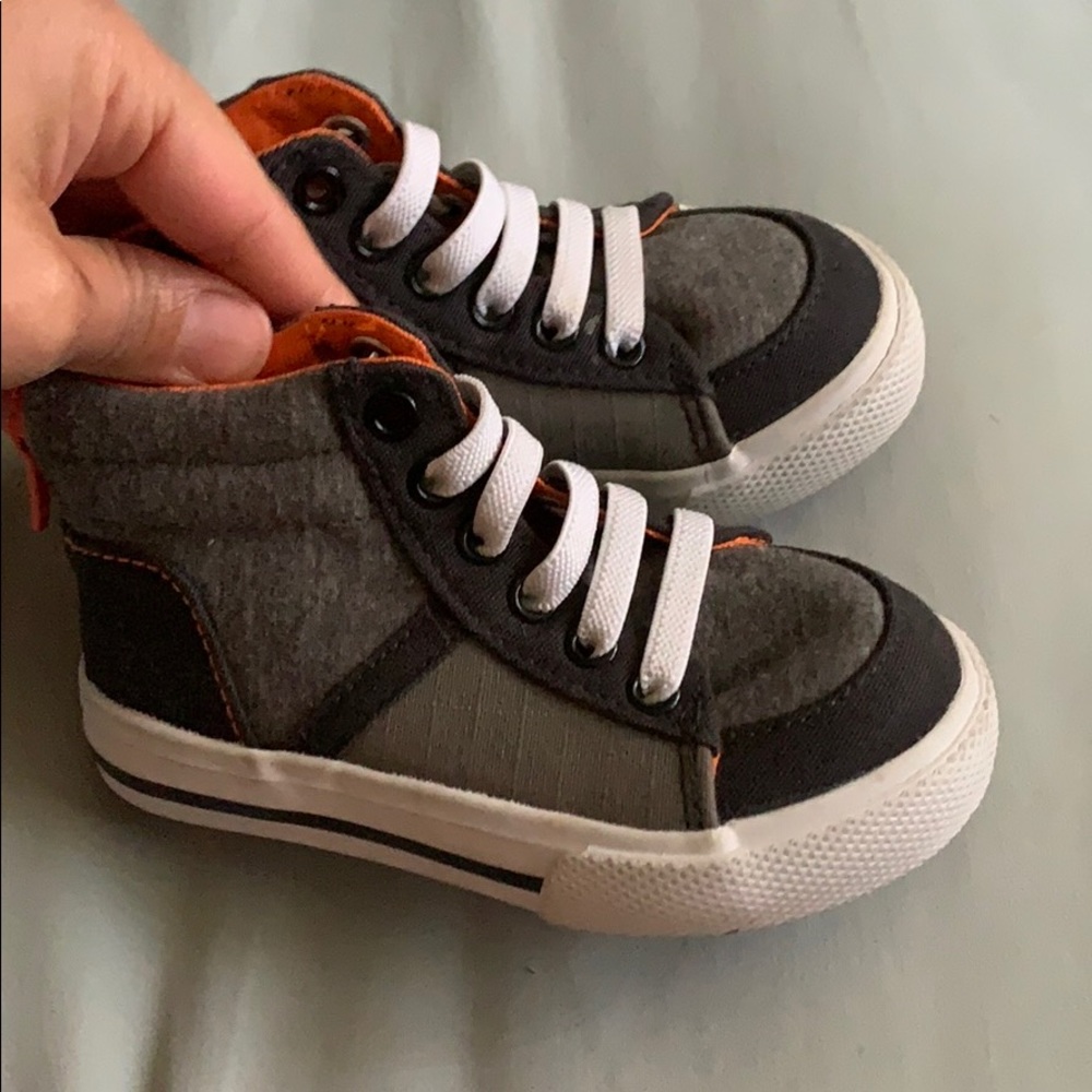 Toddler shoes